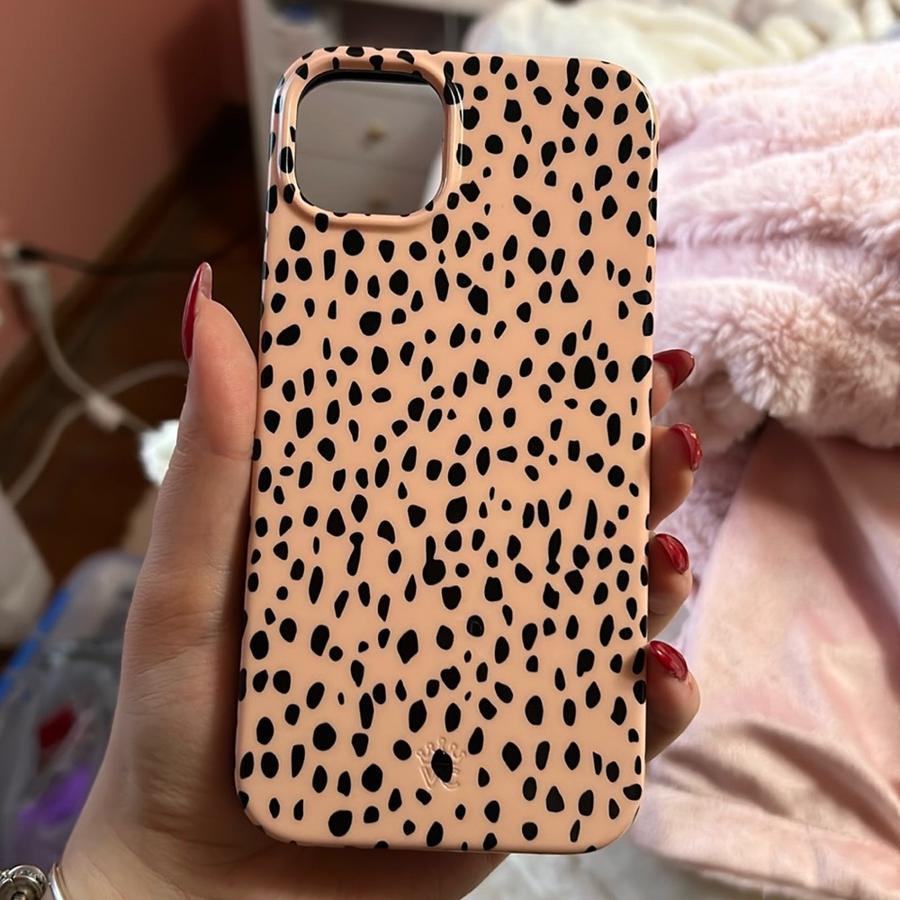 VELVET CAVIAR spotted nude cheetah case